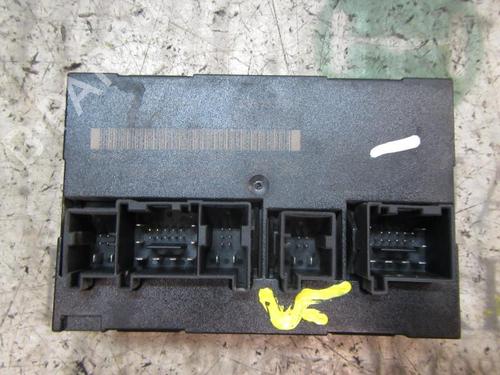 Used Electronic module Electronic module SEAT LEON (1P1) 1.9 TDI (105 hp) 3833811 3833811