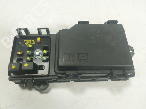 Used Fuse box Fuse box LAND ROVER RANGE ROVER EVOQUE (L551) 2.0 D180 MHEV 4x4 (180 hp) 17636744 17636744