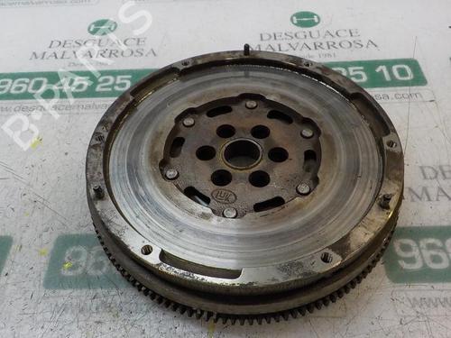 Used Flywheel PEUGEOT 308 II (LB_, LP_, LW_, LH_, L3_) 1.6 BlueHDi 120 (120 hp) 14282154
