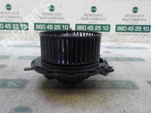 Used Heater blower motor Heater blower motor SKODA KAROQ (NU7, ND7) 1.5 TSI (150 hp) 6082834 6082834