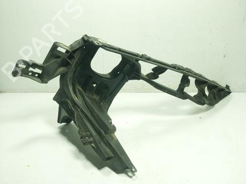 Support de phare gauche BMW X5 (E70) xDrive 30 d (235 hp) 29928681