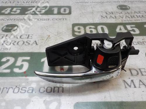 Used Front right interior door handle Front right interior door handle SUZUKI SX4 S-Cross (JY) 1.6 DDiS AllGrip (AKK 416D) (120 hp) 9104170 9104170