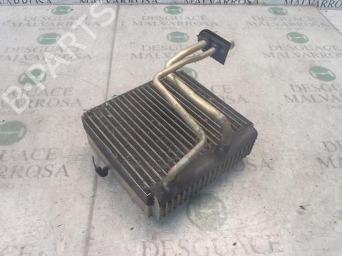 Used Air conditioning evaporator Air conditioning evaporator KIA SORENTO I (JC) 2.5 CRDi 4WD (140 hp) 11642776 11642776