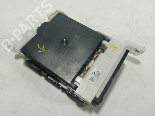 Used Fuse box Fuse box TOYOTA YARIS CROSS (MXP_) 1.5 Hybrid (MXPJ11) (131 hp) 20306781 20306781