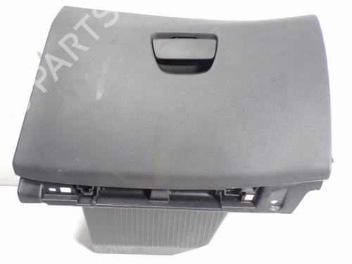 Used Glove box PEUGEOT 208 I (CA_, CC_) 1.2 PureTech 82 (82 hp) 15381721