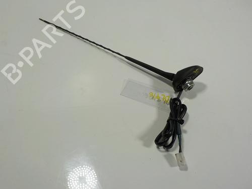 Used Antenna/Base Antenna/Base TOYOTA YARIS (_P13_) 1.0 (KSP130_, KSP130) (69 hp) 15350524 15350524