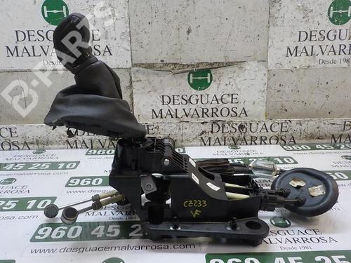 manual-gearbox-selector-citroen-c4-cactus-16-bluehdi-100-2014-7411277 main image