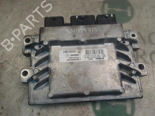 Used Engine control unit (ECU) Engine control unit (ECU) RENAULT CLIO III (BR0/1, CR0/1) [2005-2014] 3831586 3831586
