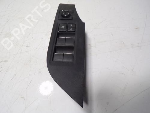 Used Left front window switch Left front window switch TOYOTA RAV 4 V (_A5_, _H5_) 2.5 Hybrid (AXAH52) (218 hp) 11246173 11246173
