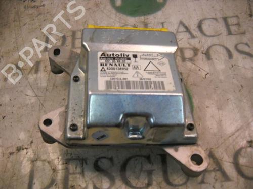ecu-airbags-renault-laguna-ii-bg01_-2001-2002-2003-2004-2005-2006-2007-3756856 main image