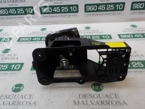 Gear lever RENAULT MEGANE III Hatchback (BZ0/1_, B3_) 1.5 dCi (BZ1G, BZ1W, BZ0R) | BP7411631M90 