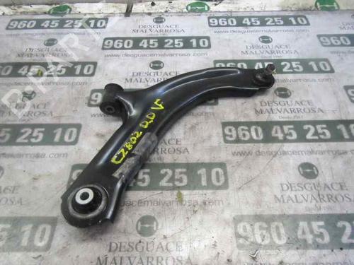 Used Right front suspension arm RENAULT CLIO III (BR0/1, CR0/1) 1.2 16V (BR02, BR0J, BR11, CR02, CR0J, CR11) (75 hp) 3860458