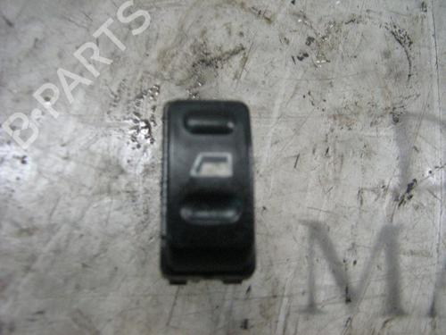 Used Right front window switch CITROËN XSARA (N1) 1.9 TD (90 hp) 3741374