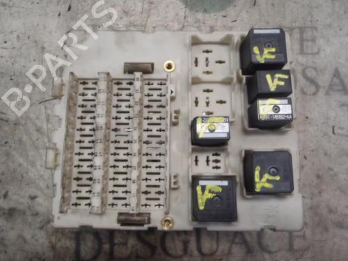fuse-box-ford-transit-connect-p65_-p70_-p80_-2002-3799859 main image