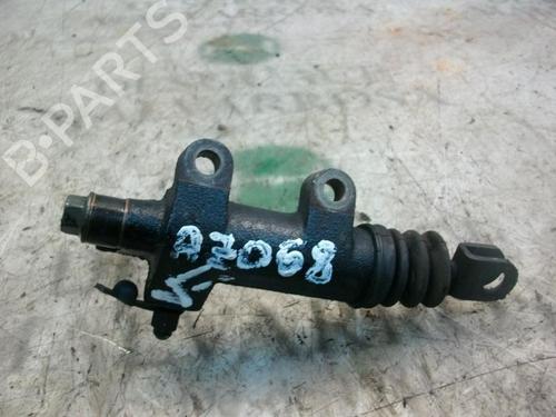 Used Clutch slave cylinder Clutch slave cylinder HYUNDAI MATRIX (FC) 1.5 CRDi (82 hp) 14265238 14265238