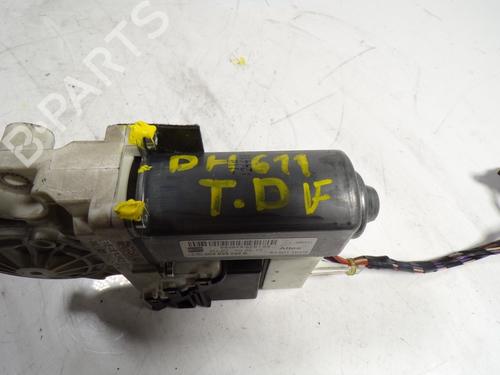 Right rear window motor SEAT ALTEA XL (5P5, 5P8) 1.6 TDI | BP8373285E22 