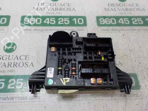 Used Fuse box Fuse box OPEL INSIGNIA A (G09) 2.0 CDTI (68) (163 hp) 4384183 4384183