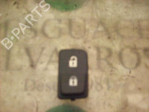 electronic-module-volvo-v50-545-16-d-2003-2004-2005-2006-2007-2008-2009-2010-2011-2012-3776957 main image