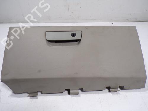 Used Glove box Glove box LANCIA VOYAGER MPV (404_) 2.8 CRD (RT, 53) (178 hp) 13621434 13621434