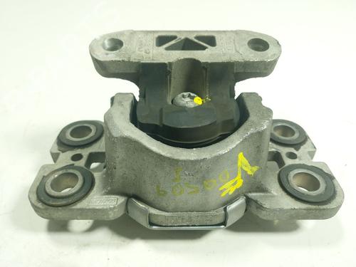 Engine mount LAND ROVER RANGE ROVER EVOQUE (L538) 2.2 D 4x4 | BP24574951M89 