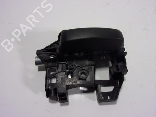 front-right-interior-door-handle-toyota-proace-van-mdz_-2016-10159717 main image