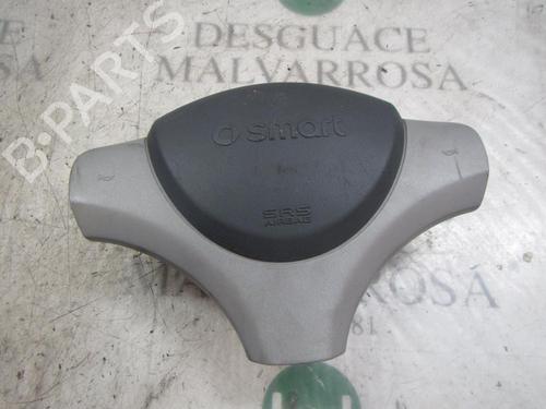 Used Driver airbag SMART FORFOUR (454) 1.1 (454.030) (75 hp) 3822058