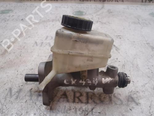 Used Brake master cylinder Brake master cylinder MERCEDES-BENZ C-CLASS (W203) C 180 (203.035) (129 hp) 3819049 3819049