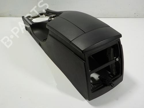 Armlæn Armlæn BMW 5 (E60) 530 d (231 hp) 16321953 16321953