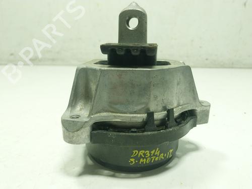 Used Engine mount BMW 4 Convertible (G23, G83) M 440 i Mild-Hybrid xDrive (374 hp) 30744484