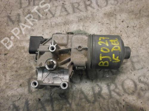 Essuie-glace moteur avant SEAT CORDOBA (6L2) 1.4 16V (75 hp) 3757387