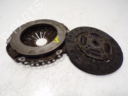 outra-renault-captur-i-j5_-h5_-2013-25802691 main image