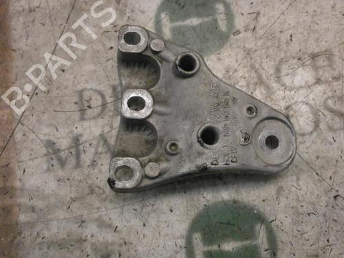Used Engine mount VW POLO (9N_, 9A_) 1.4 16V (80 hp) 9079829