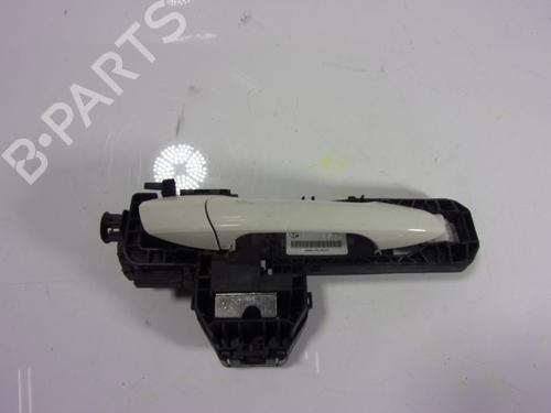 Used Front right exterior door handle MERCEDES-BENZ A-CLASS (W176) [2012-2018]  10489604