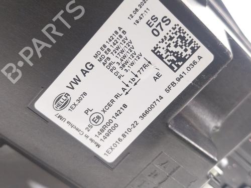 Right headlight SEAT LEON Sportstourer (KL8, KLD) 1.5 eTSI | BP30926583C29 