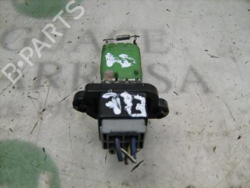 Used Heater resistor FORD FIESTA V (JH_, JD_) 1.4 TDCi (68 hp) 11646123