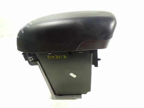 Used Armrest / Center console Armrest / Center console HYUNDAI ix35 (LM, EL, ELH) 1.7 CRDi (116 hp) 8194324 8194324