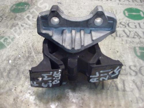 Used Engine mount Engine mount OPEL CORSA C (X01) 1.7 DI (F08, F68) (65 hp) 9086882 9086882