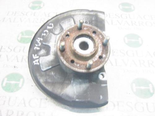Right front steering knuckle VOLVO S40 I (644) 1.6 BP3735507M26
