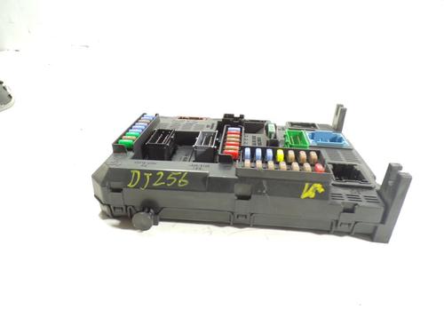 Fuse box PEUGEOT 208 I (CA_, CC_)  | BP9974721E1