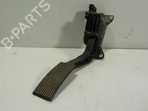 Used Pedal NISSAN NAVARA NP300 (D40) 2.5 dCi (144 hp) 11191836