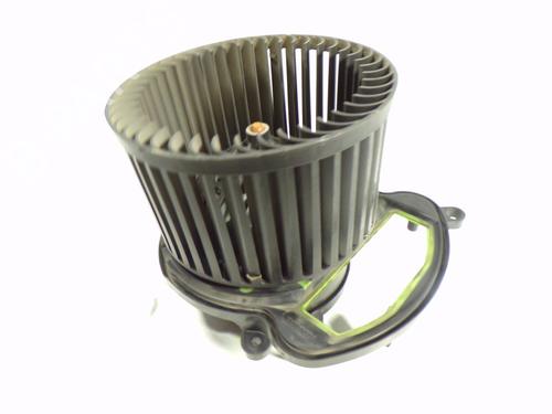 Used Heater blower motor Heater blower motor RENAULT MEGANE IV Hatchback (B9A/M/N_) 1.5 dCi 110 (B9A3) (110 hp) 8420495 8420495