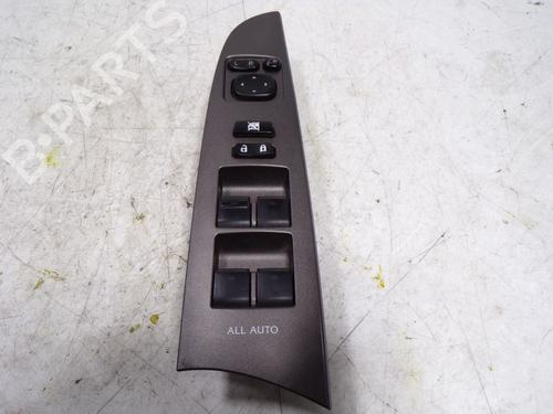 Used Left front window switch Left front window switch LEXUS IS II (_E2_) 220d (ALE20) (177 hp) 8373223 8373223