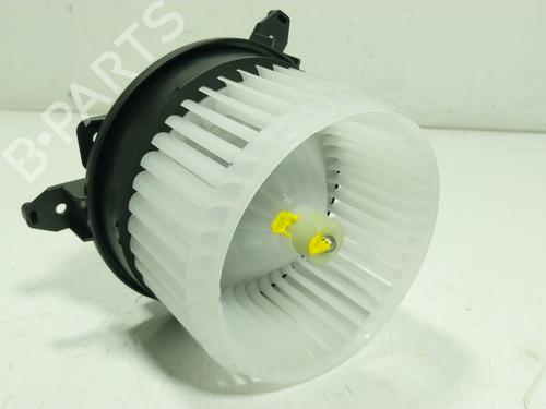 Used Heater blower motor TOYOTA YARIS CROSS (MXP_) 1.5 Hybrid (MXPJ11) (131 hp) 29265897