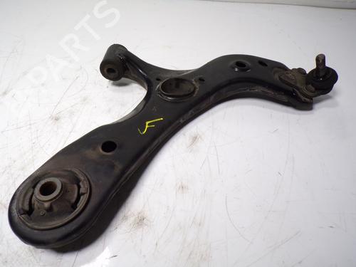 Right front suspension arm LEXUS CT (ZWA10_) [2010-2024]  17052644