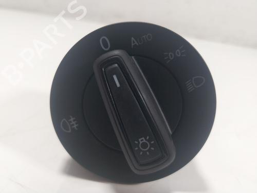 Used Headlight switch VW POLO VI (AW1, BZ1, AE1) 1.6 TDI (95 hp) 18236414