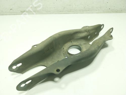 Used Right rear suspension arm Right rear suspension arm 30196577 30196577