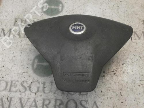 Driver airbag FIAT STILO (192_) 1.9 JTD (192_XE1A) (115 hp) 4032046