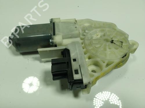 Used Right front window motor Right front window motor PORSCHE PANAMERA (970) 3.0 D (250 hp) 17089815 17089815