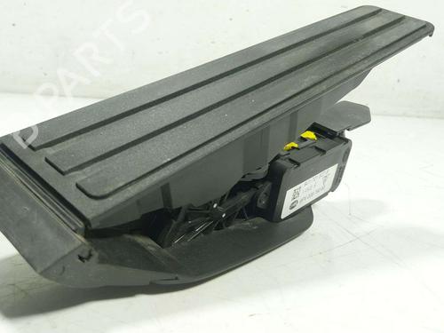 Used Pedal Pedal 38568421 38568421