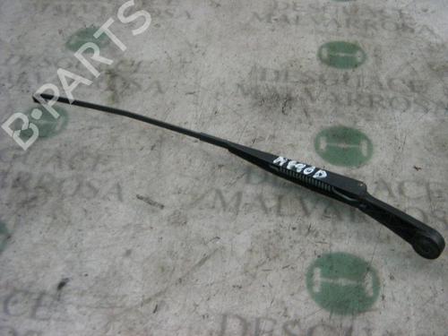 Used Front windshield wiper arm Front windshield wiper arm FIAT BRAVA (182_) [1995-2003] 3746138 3746138